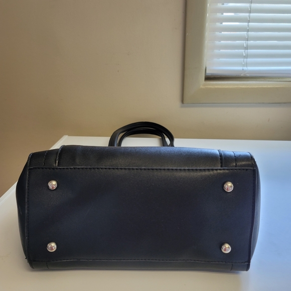 London Fog Tote Handbag - Picture 13 of 13